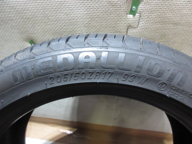 中古タイヤ　205/50R17 ／ 205/50ZR17　MEDALLION　CST MD-A1　9分山　2021年式　2本セット_画像4