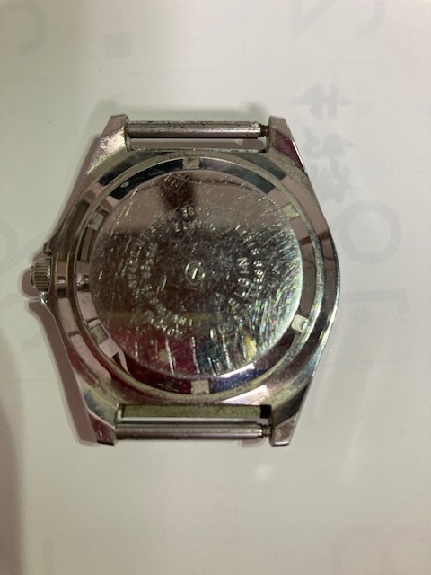 2403m331/うぶだし品・エルジン・150ｍ・カレンダー・腕時計・電池交換済の画像4