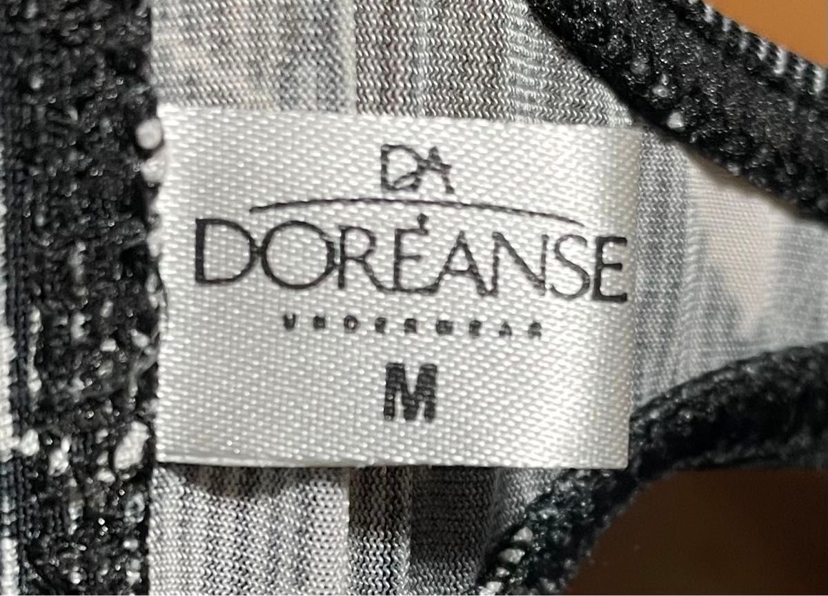 DOREANSE Tバック M 白×黒×シルバー 