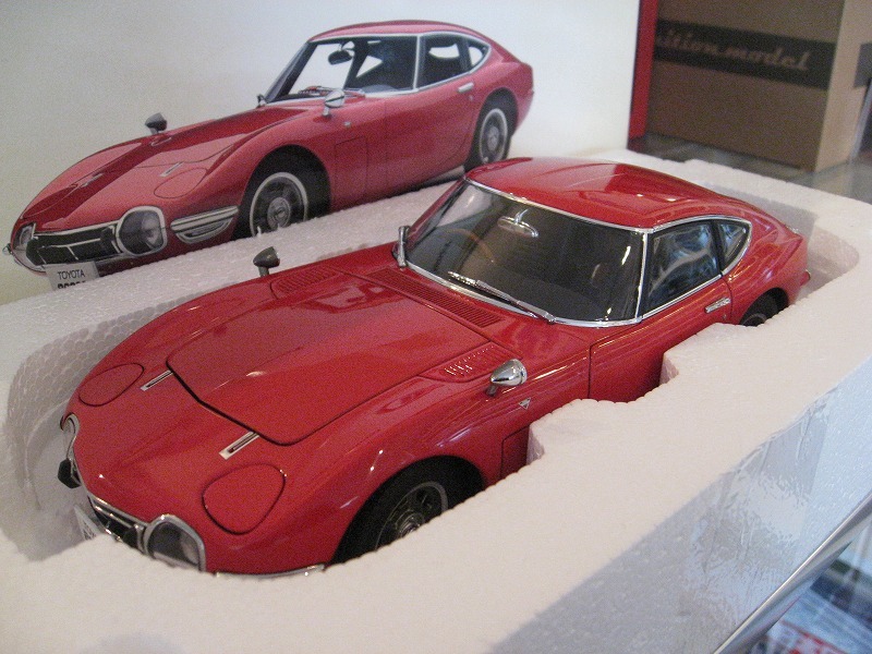 Yahoo!オークション - ok蔵出しオートアート1/18トヨタ2000GT UP Yahoo!オークション - ok蔵出しオートアート1/18トヨタ2000GT UP