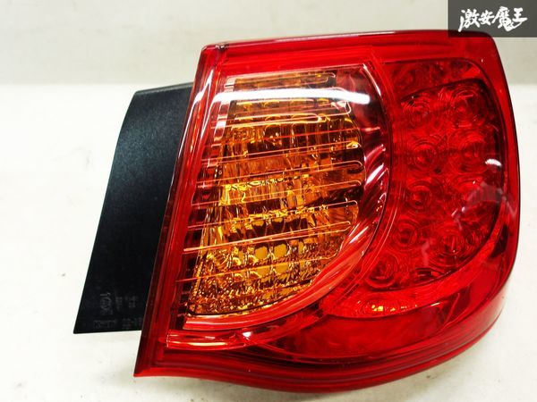 点灯OK！！トヨタ 純正 GRX130 130 マークＸ 前期 LED テールライト トランクテール 右 右側 運転席 KOITO 22-351 棚 B2F_画像7