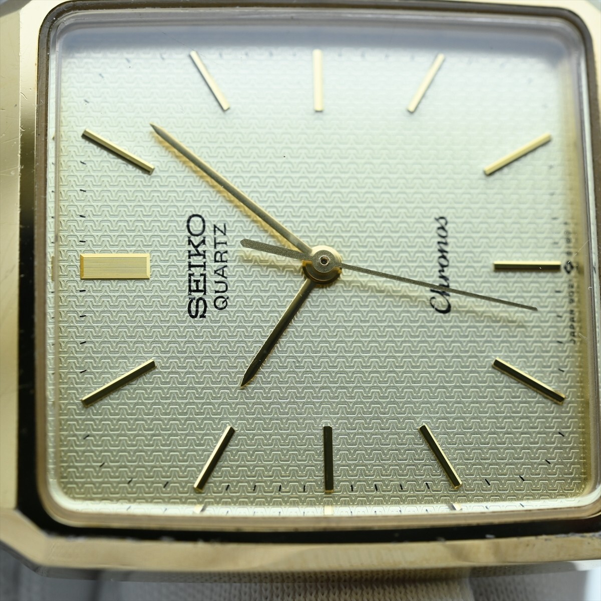 15.SEIKO/Chronos●1987年製造 9021-5220 クオーツ 角型 ゴールド クロノス 電池交換済 メンズ腕時計 純正ベルト ビンテージ 中古 セイコー_画像9