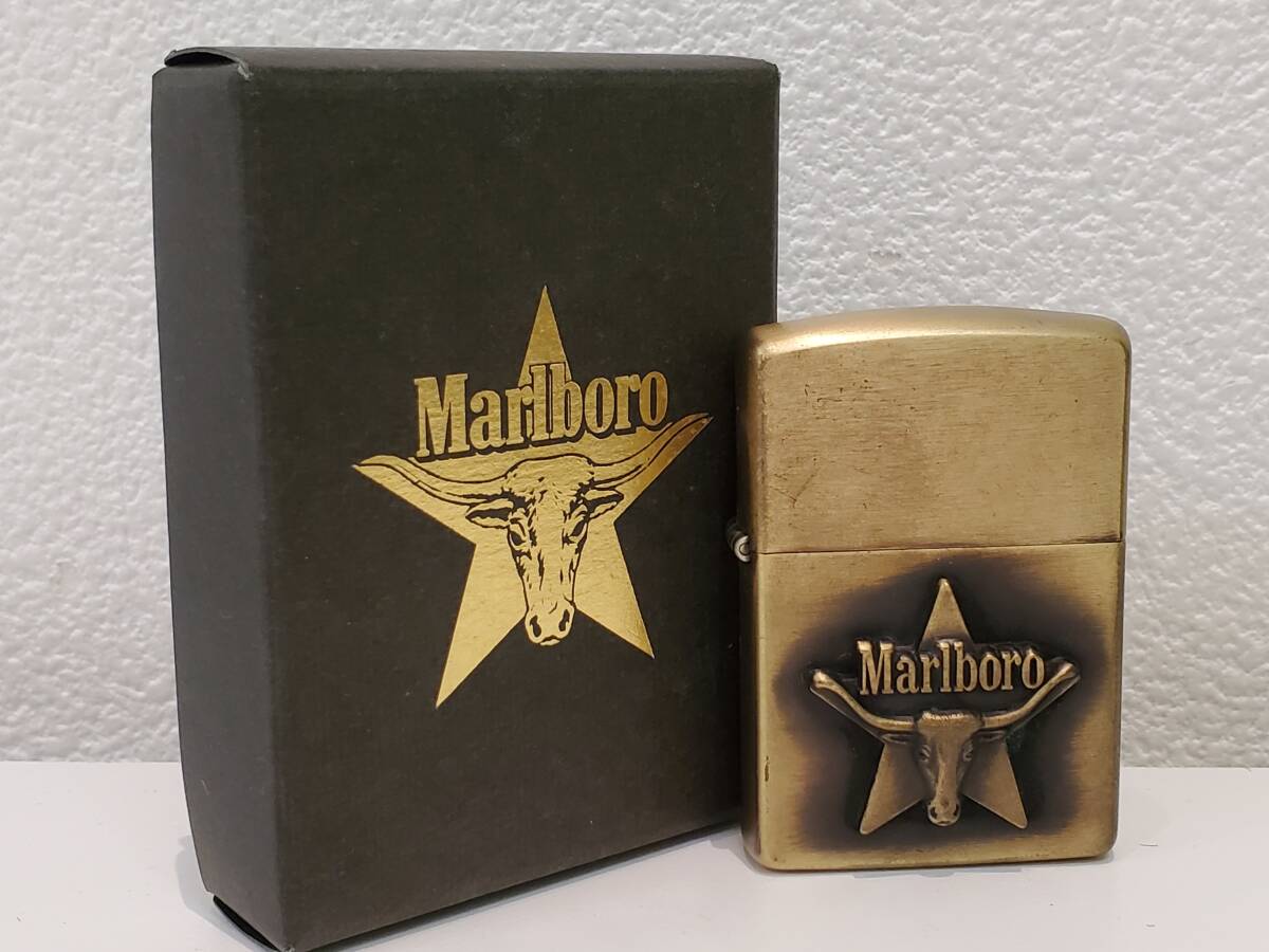 【未使用】Zippo マルボロ ロングホーン スター 93年製 Marlboro 箱付きの画像1