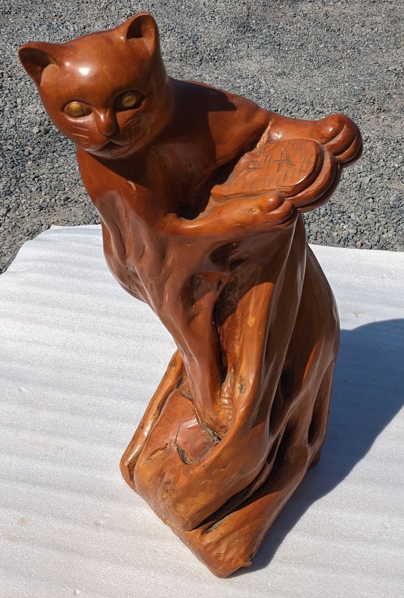 鹿児島発  木彫り 招き猫の画像1