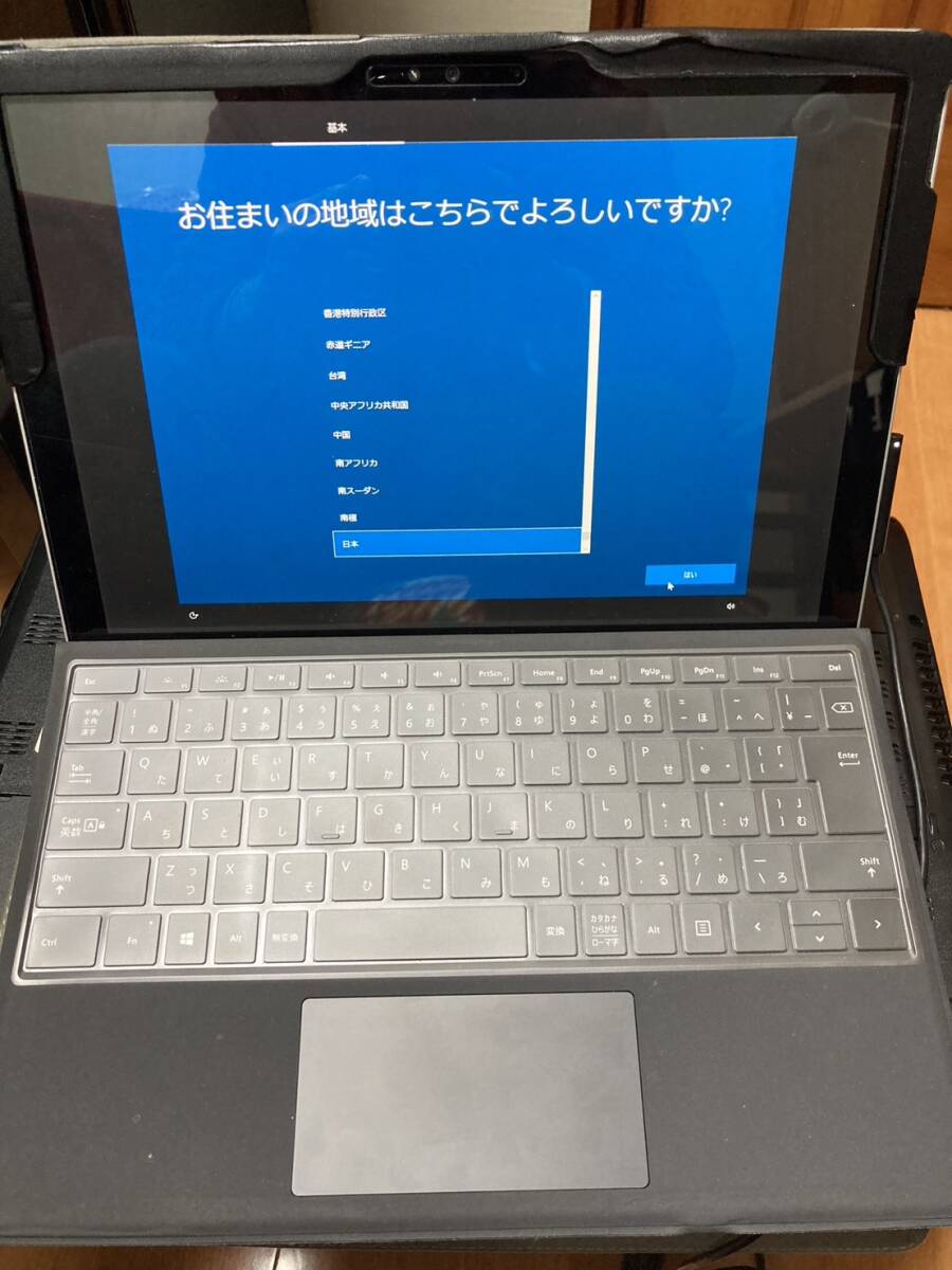 microsoft surface pro 4 os-win10/cpu-m3/メモリ4g/付属penアダプタケースフィルム他おまけ/officeなし
