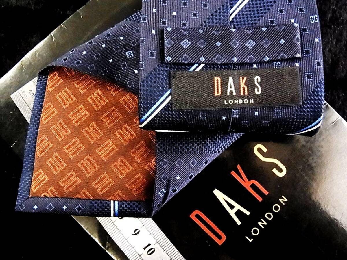 ◆SALE◆良品◆№4114◆【DAKS】ダックス【ストライプ】ネクタイ