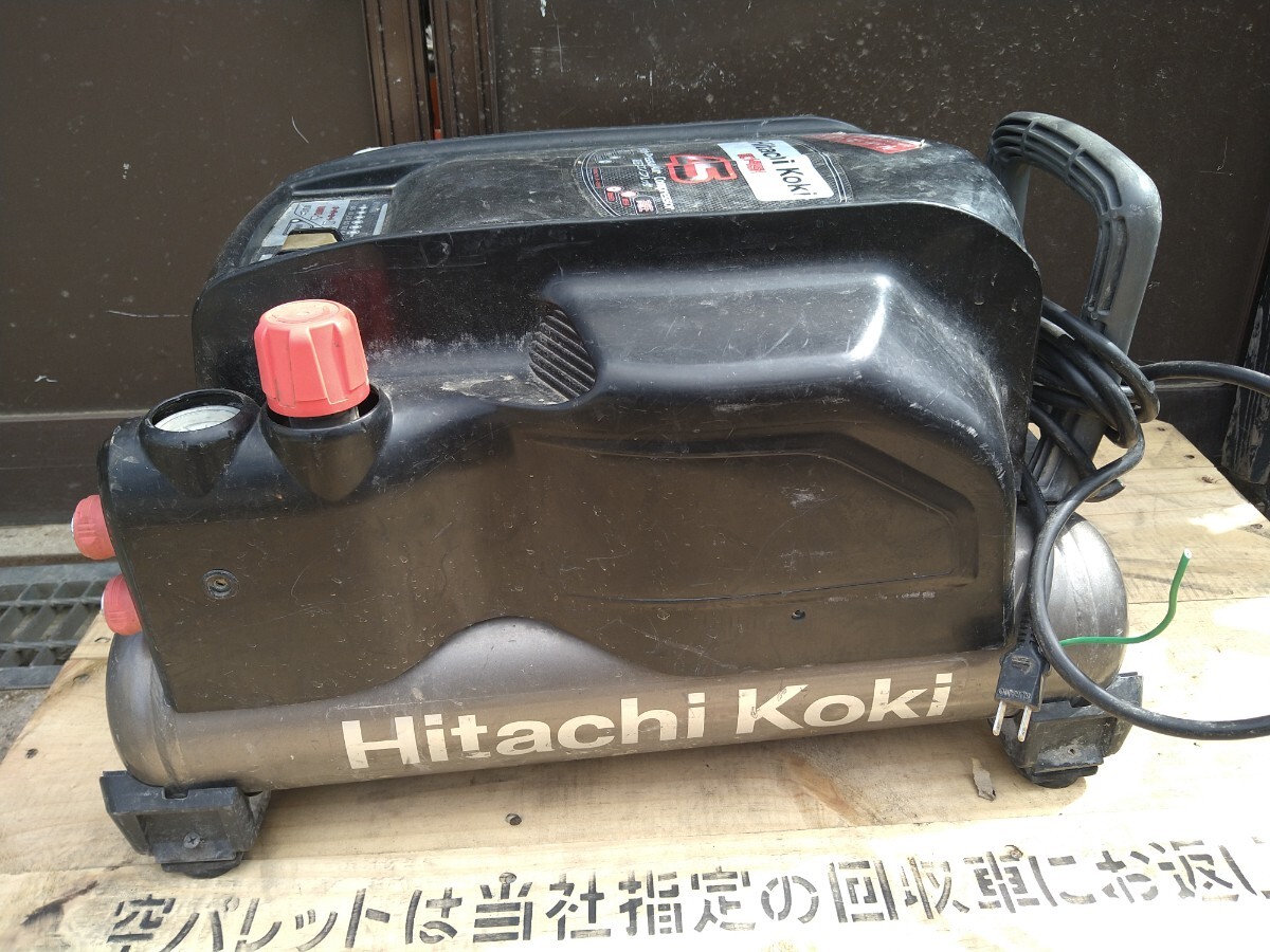 HITACHI HiKOKI 日立 ハイコーキ 高圧 エアーコンプレッサー さわモデル EC1445H 　部品取り利用に　直せる方限定商品です。_画像3