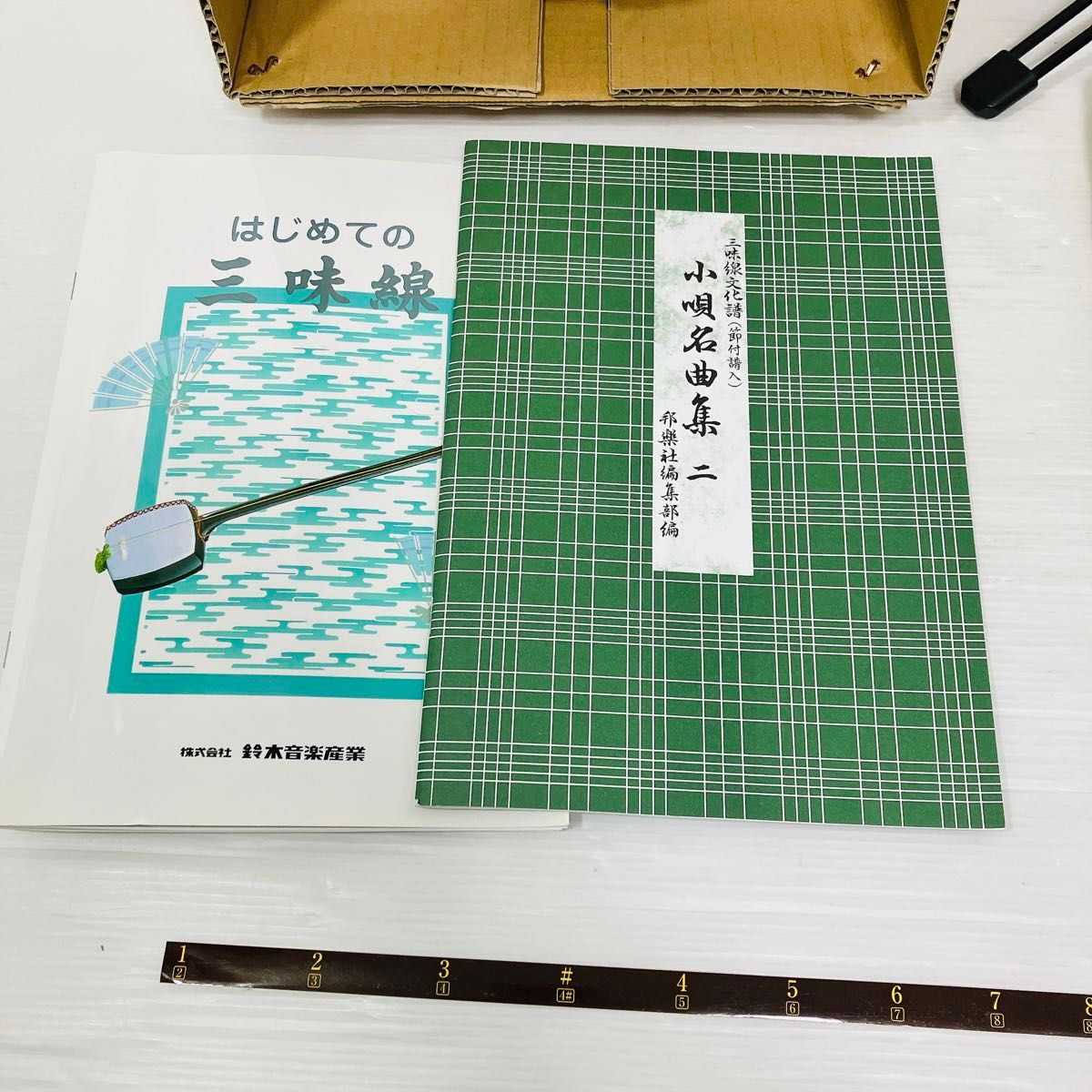 鈴木楽器製作所 三味線セット かえで MS-8 細棹 学校用三味線 鈴木楽器製作所 三味線セット かえで MS-8 細棹 学校用三味線