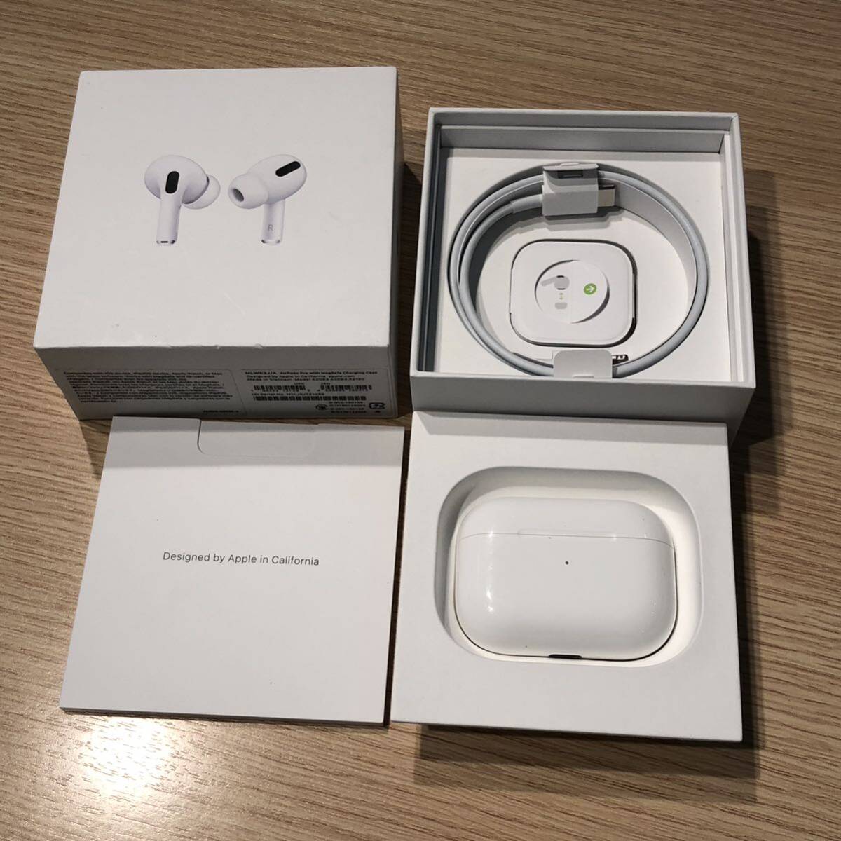 ★1円スタート！★Apple AirPods 第1世代 A2190 A2083 A2084 通電確認済み 中古品 簡易清掃済み イヤホン ワイヤレス エアーポッズ