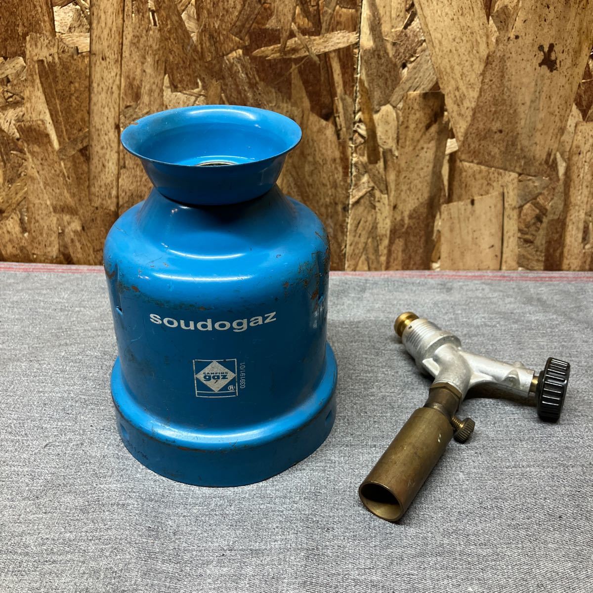 送料無料【Nせ1024】soudogaz レトロ キャンピングガス トーチ 送料無料【Nせ1024】soudogaz レトロ キャンピングガス トーチ