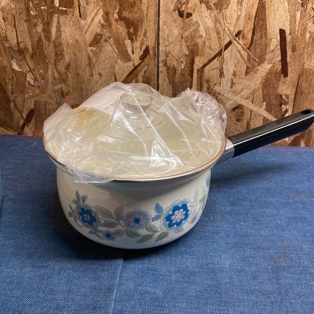 送料無料【M①1157】MARUBISHI ホーロー鍋 両手鍋 片手鍋 昭和 送料無料【M①1157】MARUBISHI ホーロー鍋 両手鍋 片手鍋 昭和