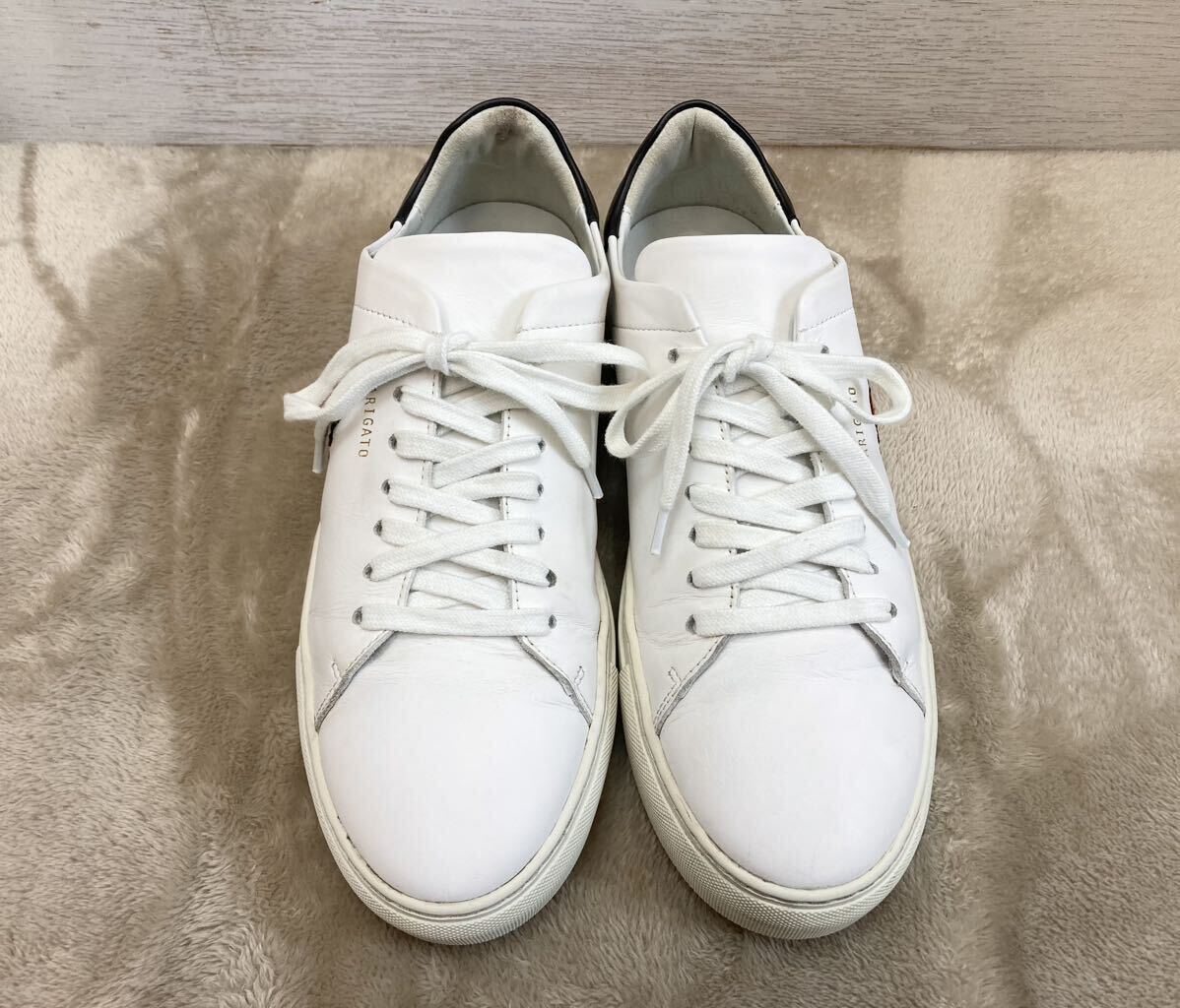  beautiful goods!Y38,990 Portugal made [AXEL ARIGATO×Keith Haring] accelerator have gato× Keith he ring natural leather leather sneakers white /42(27.0)