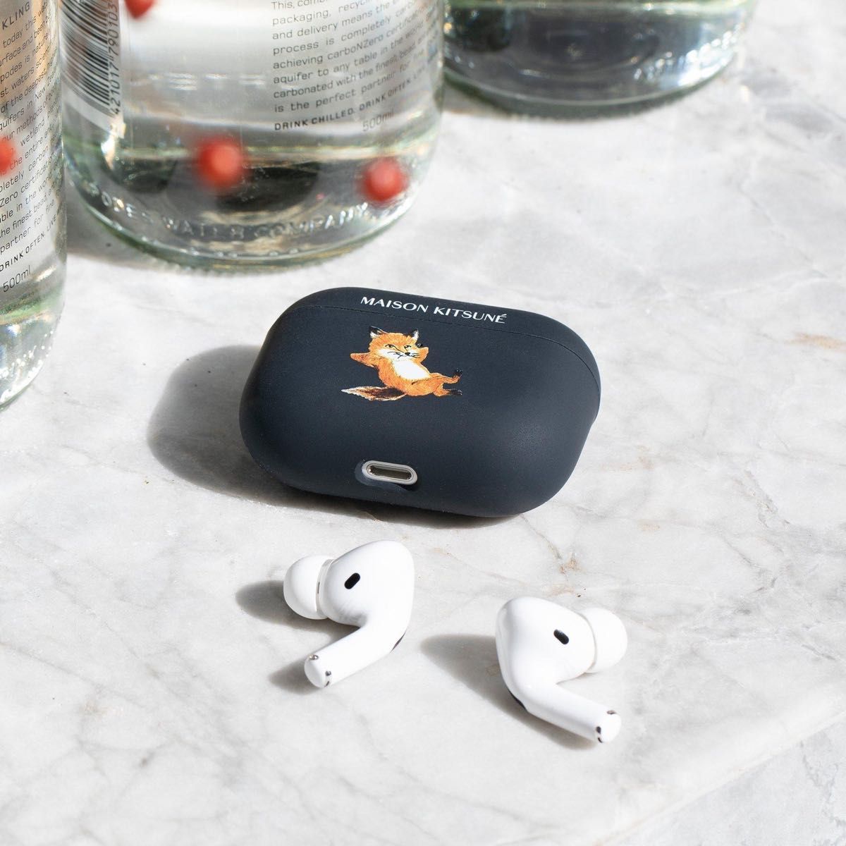 メゾンキツネ Chillax Fox AirPods Pro ケース