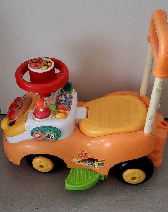 アンパンマン よくばりビジーカー２　 手押し車 おもちゃ 乗用玩具 押し棒 アガツマ 乗り物