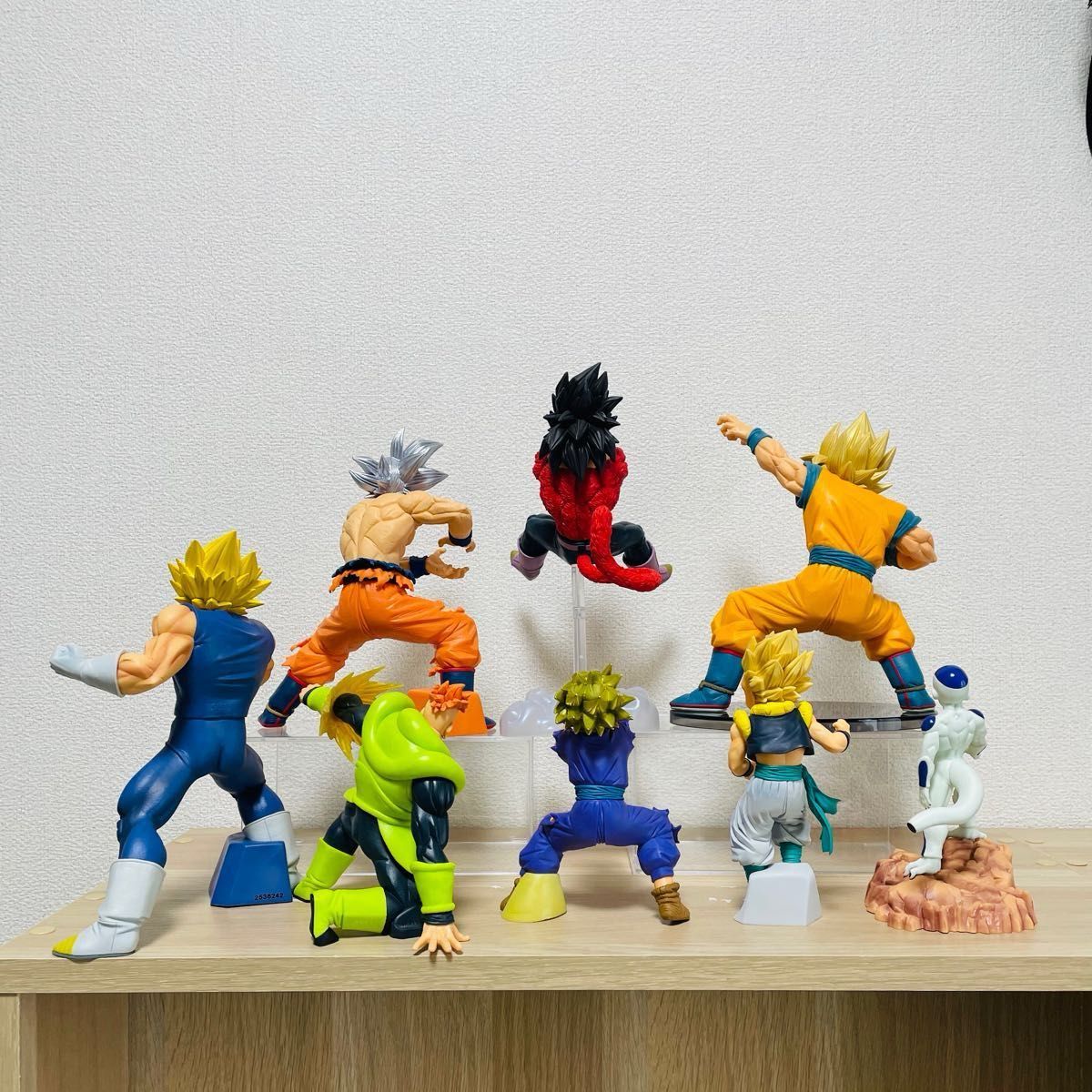 ドラゴンボール8体まとめ売り 孫悟空 ベジータ フリーザ 人造 ドラゴンボール8体まとめ売り 孫悟空 ベジータ フリーザ 人造