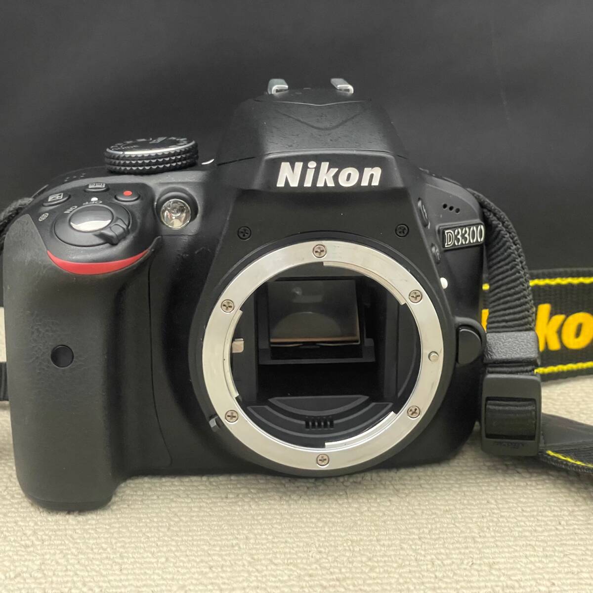 中古品 Nikon ニコン D3300 ダブルズームキット2 デジタルカメラ 18-55㎜ 55-200㎜ 2016年購入 1円 から 売り切り_画像2