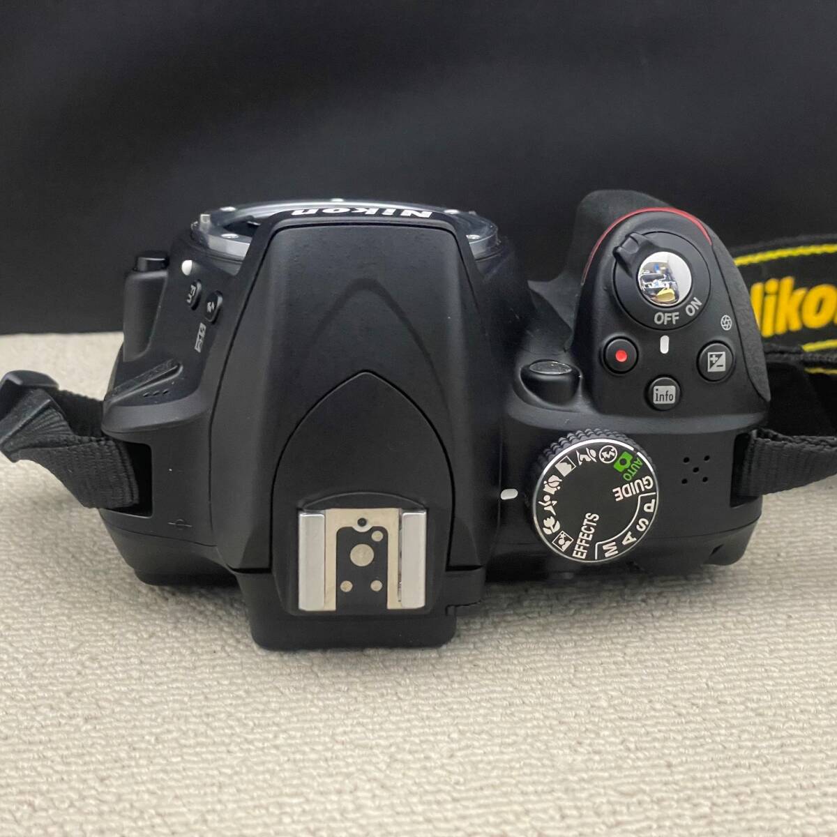 中古品 Nikon ニコン D3300 ダブルズームキット2 デジタルカメラ 18-55㎜ 55-200㎜ 2016年購入 1円 から 売り切り_画像4