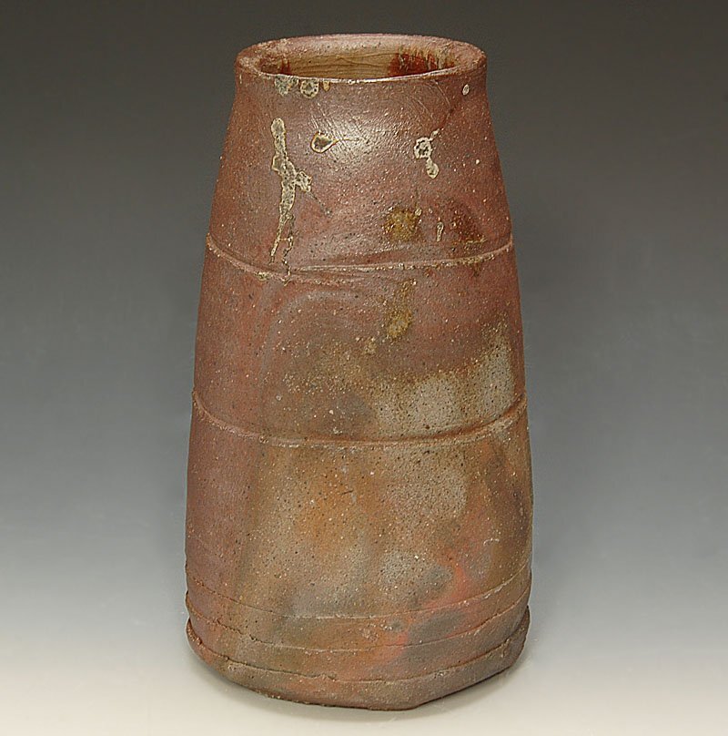 * star dream * human national treasure Ise city cape . Bizen flower natural flower go in vase also box flower vase 