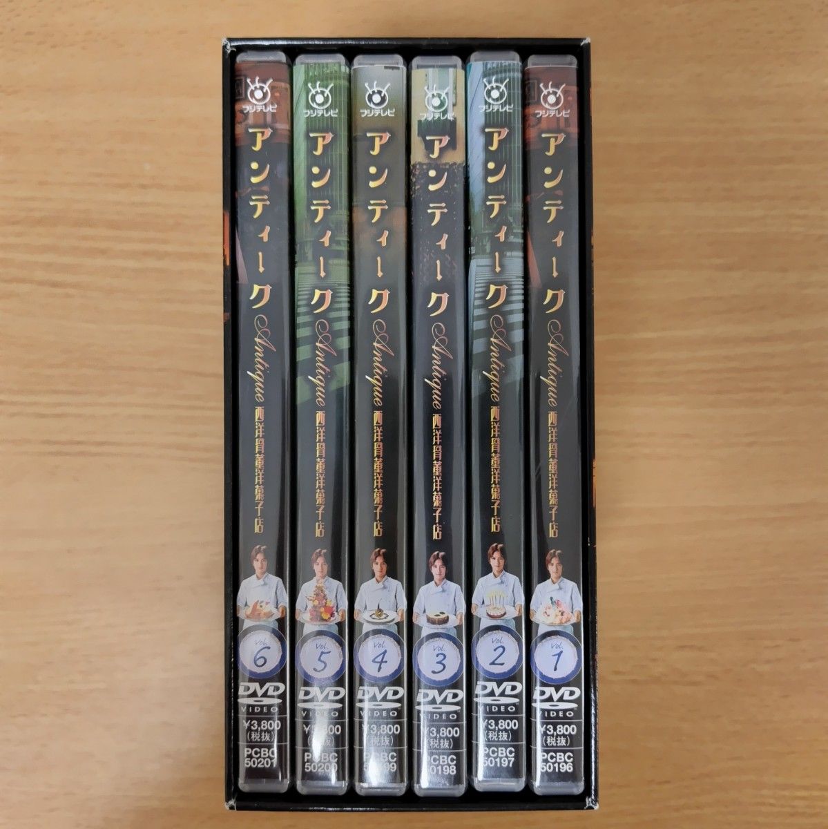 アンティーク~西洋骨董洋菓子店 DVD-BOX〈6枚組〉Mr.Children 滝沢秀明 アンティーク~西洋骨董洋菓子店 DVD-BOX〈6枚組〉Mr.Children 滝沢秀明