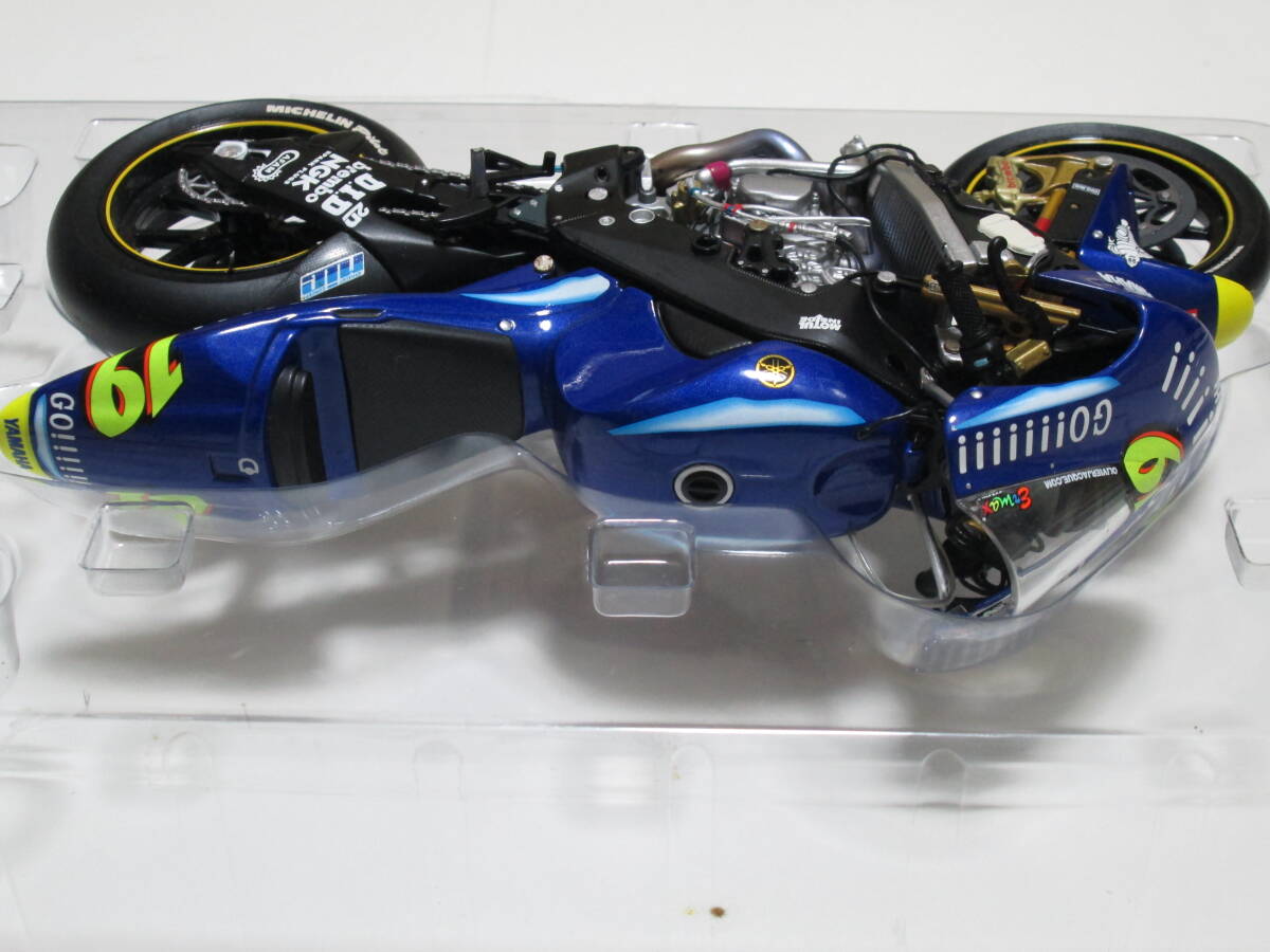 1円スタート【希少・美品】MINICHAMPS ミニチャンプス 1/12 YAMAHA YZR-M1 #19 MOTOGP 2003 O.JACQUE_画像9