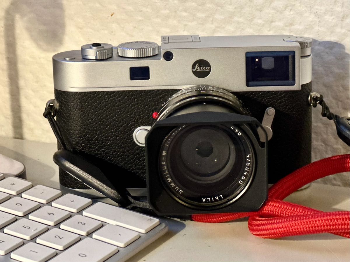 Leica ライカ ロゴ バッジ 黒 M6 M9 M10 M11 Q2等用