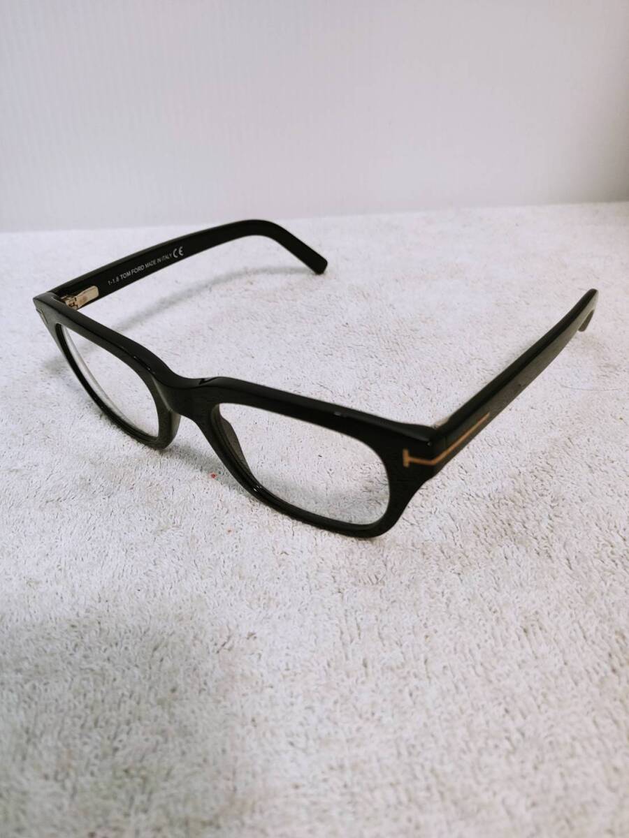 美品 TOM FORD トムフォード メガネ TF5536-B 51口21-145_画像2