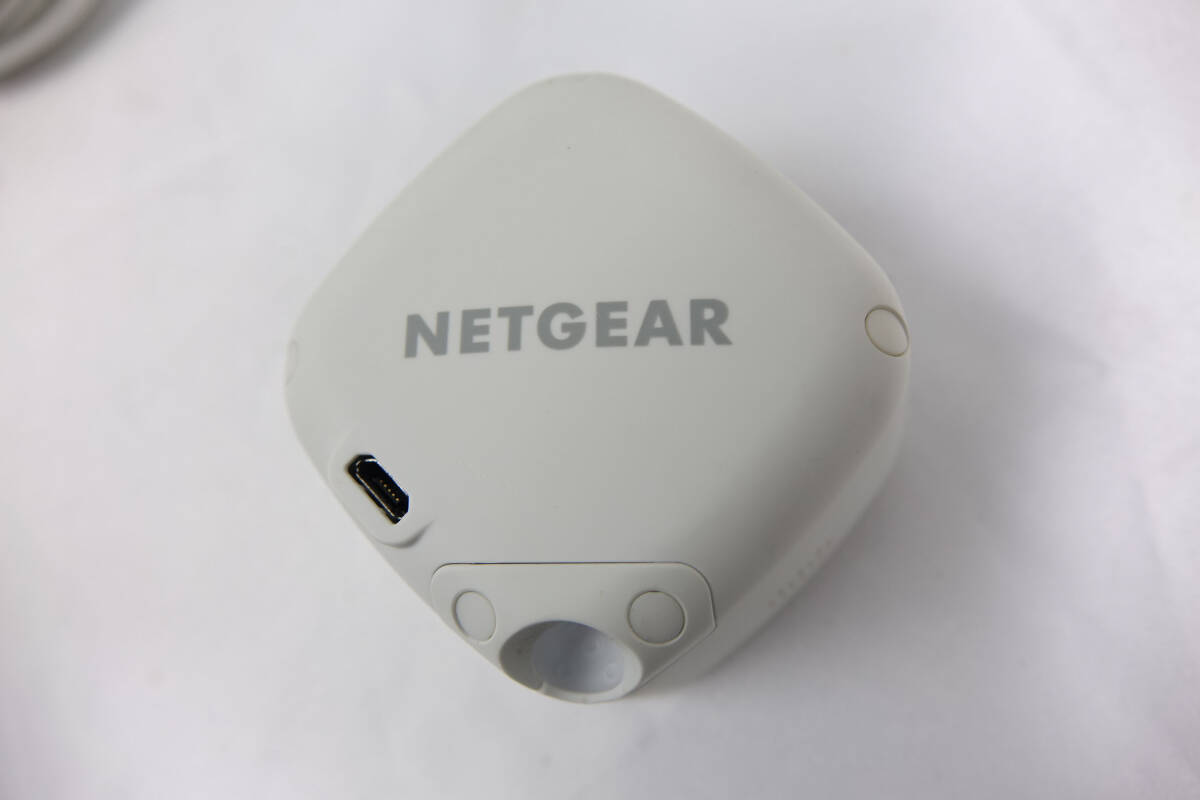 NETGEAR Arlo Q VMC3040-100JPS 見守りカメラの画像3