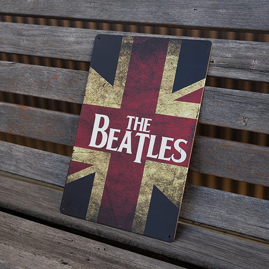 【ブリキ看板】ビートルズ BEATLES ロゴ ユニオンジャック (英国国旗) レトロ風 インテリア 店舗 カフェ 壁飾り 20cm×30㎝（送料無料！）_画像3