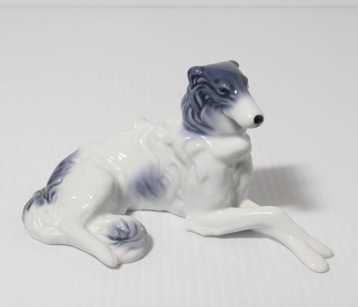 Yahoo!オークション - ボルゾイ犬の磁器 磁器人形 犬の置物 Yahoo!オークション - ボルゾイ犬の磁器 磁器人形 犬の置物