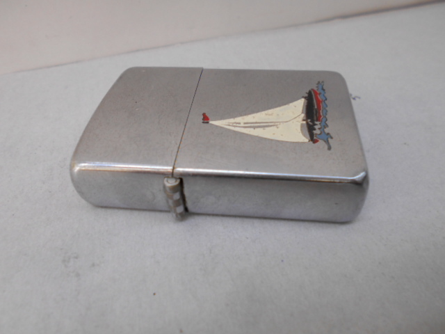 ビンテージ Zippo スポ-ツシリ-ズ 5バレル ヨット中古品 真鍮ケース1949-1951年製 ニッケルシルバ-インナ-(インナ-のみでも価値ありです)VG_画像2