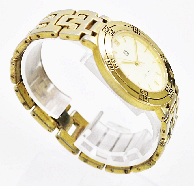 JT3w62 腕時計 Givenchy ジバンシイ クォーツ 現在不動 60サイズ_画像2