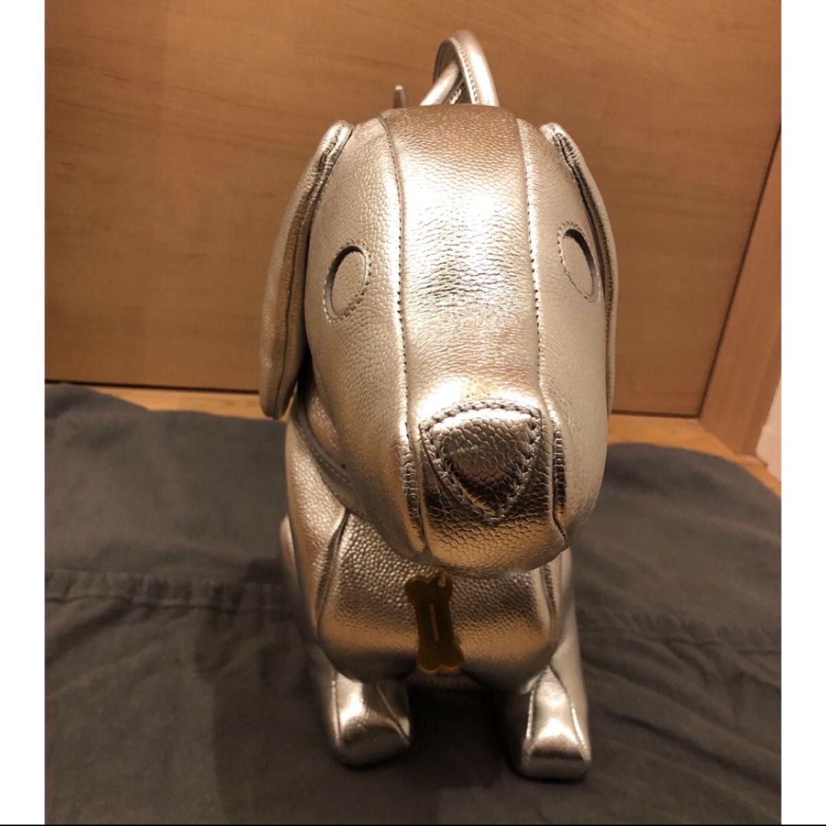 レア トムブラウン THOMBROWNE 愛犬 ヘクター バッグ シルバー レア トムブラウン THOMBROWNE 愛犬 ヘクター バッグ シルバー