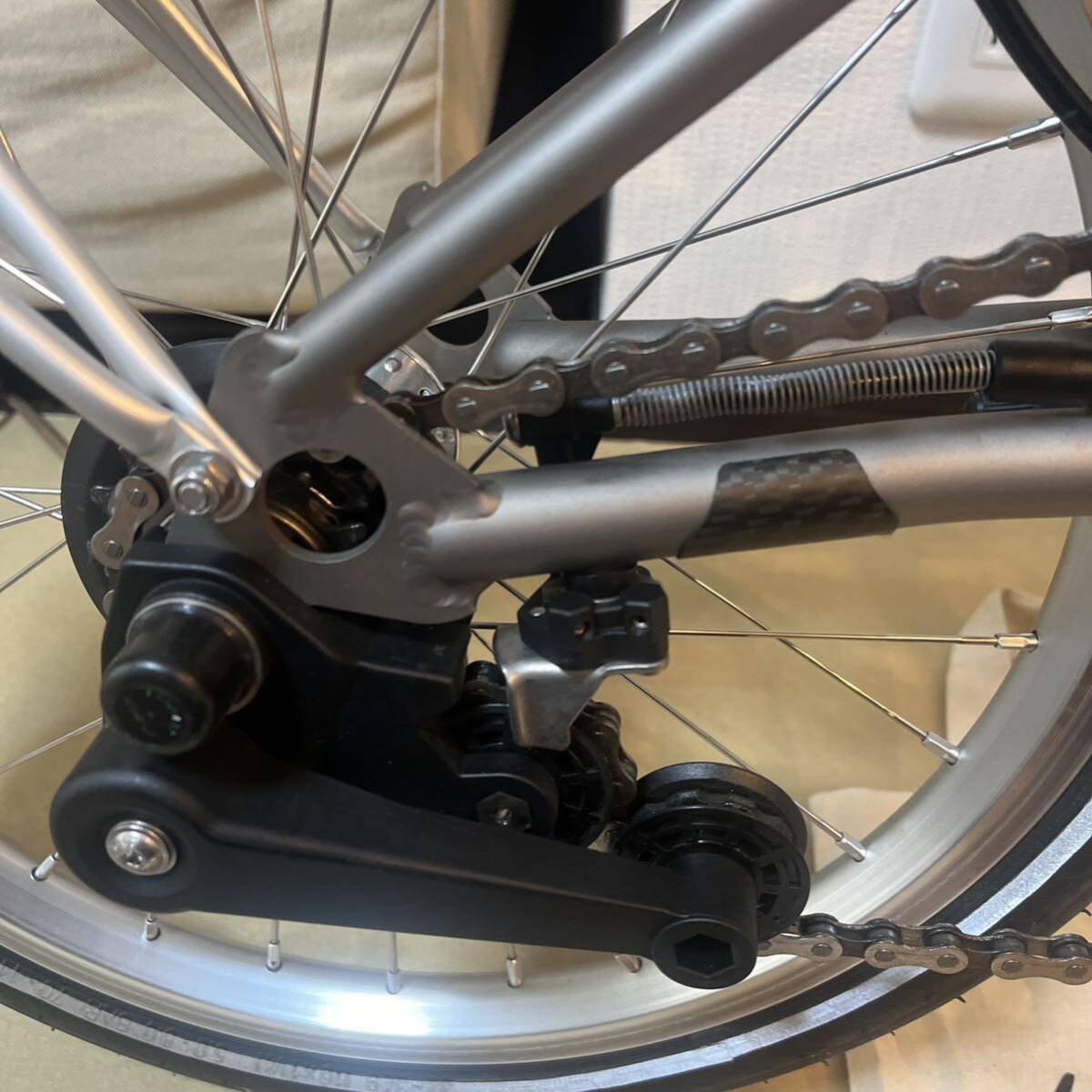 ブロンプトン チタン 2021年モデル 2速 S2R-X BROMPTON 折りたたみ自転車 ミニベロ 自転車の画像8