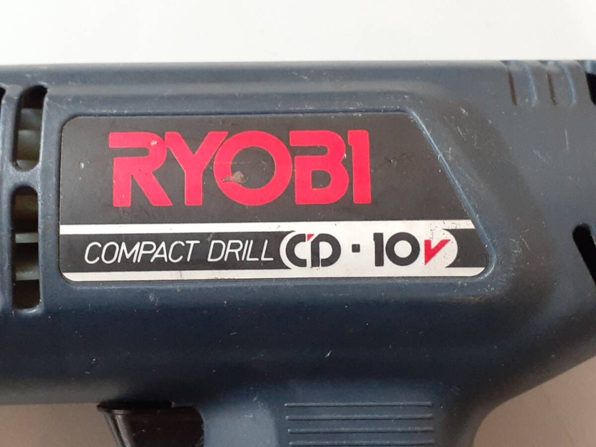 RYOBI　コンパクトドリル　CD-10V　0～1200RPM・2.5A　大きな写真あり　1円_画像2