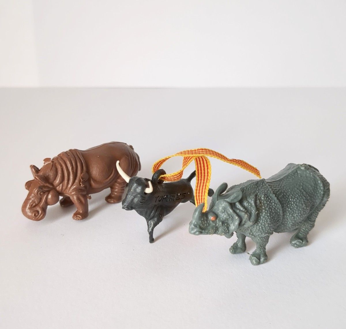 ミニチュアフィギュア　動物　アニマル　恐竜　おもちゃ　置物　模型