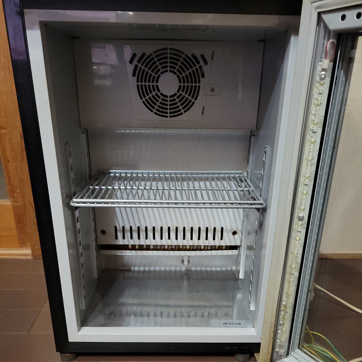 Haier ハイアール 非売品 完動品 コカ・コーラ 冷蔵庫 ショーケース LEDライト 100V JR-CC25A 2013年製 動作品の画像2