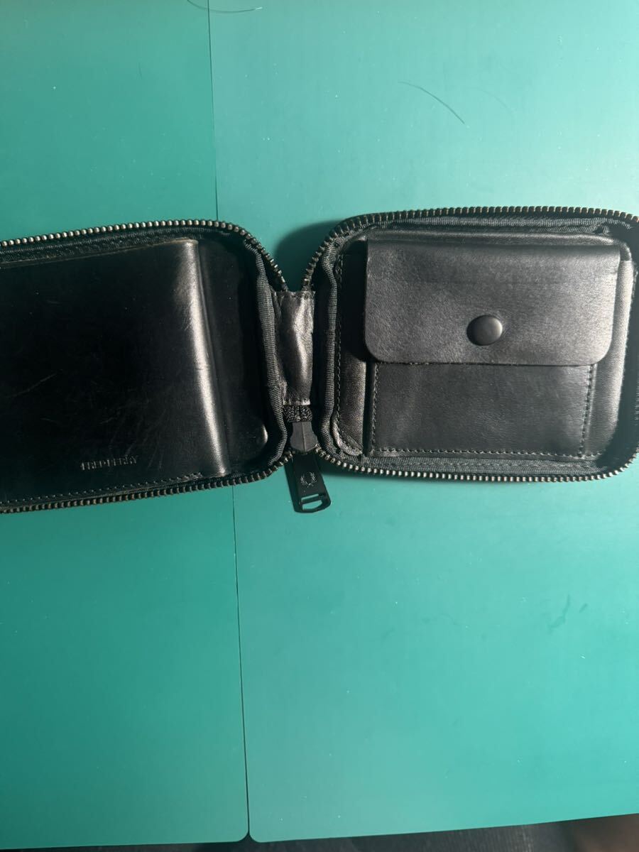 中古 フレッドベリー レザー ジップ 財布 箱 約12.5cm×9.5cm_画像4