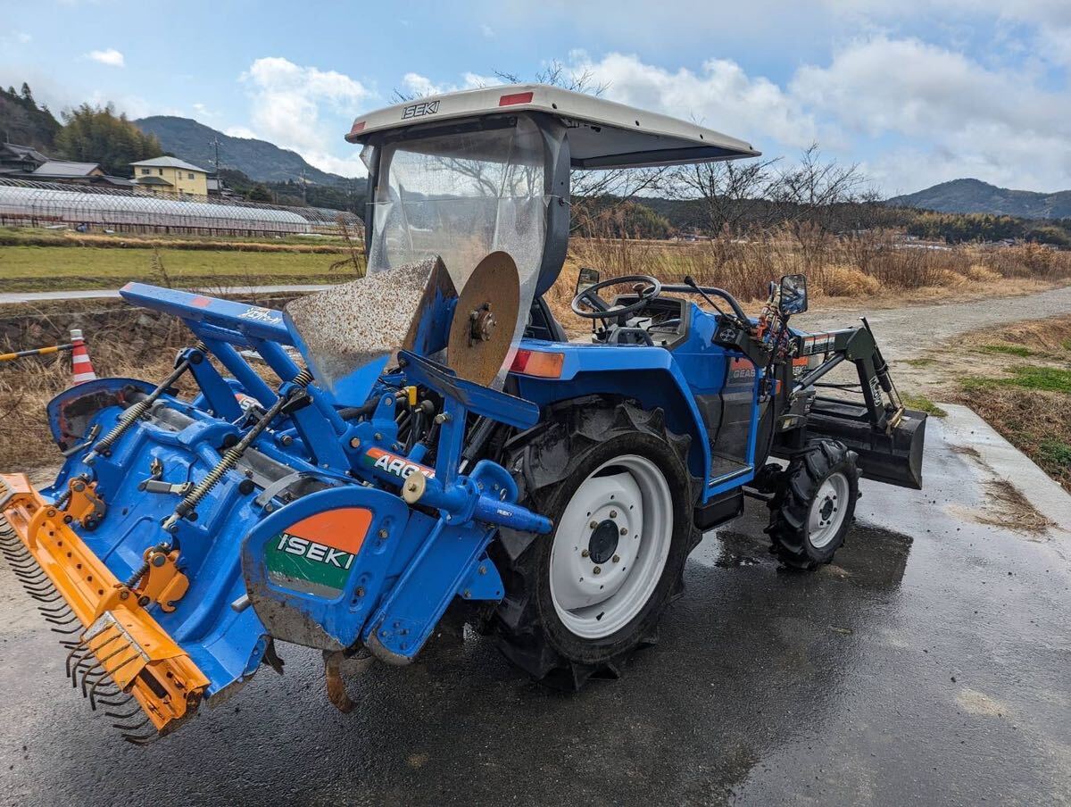 イセキ ミニローダ付き トラクター TG233(23馬力) 極上機 山口県発 農くる の画像4