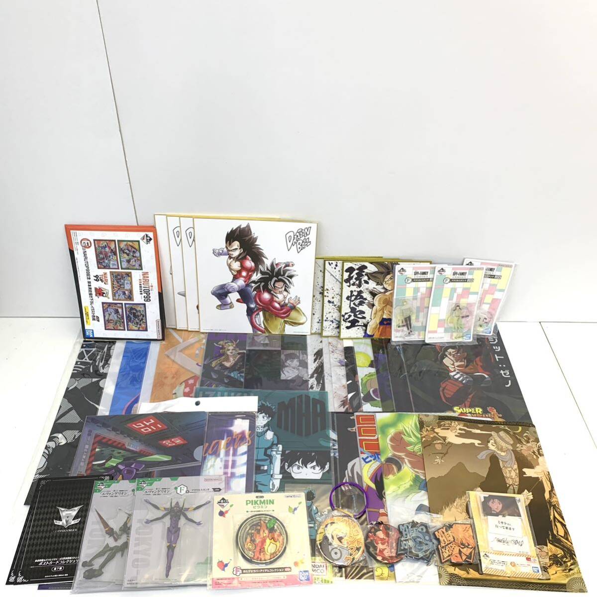 067B946★【中古/現状品】少年系 キャラクターグッズ 雑貨 まとめ セット ヒロアカ/東リベ/ドラゴンボール/ワンピース/エヴァンゲリオン_画像4