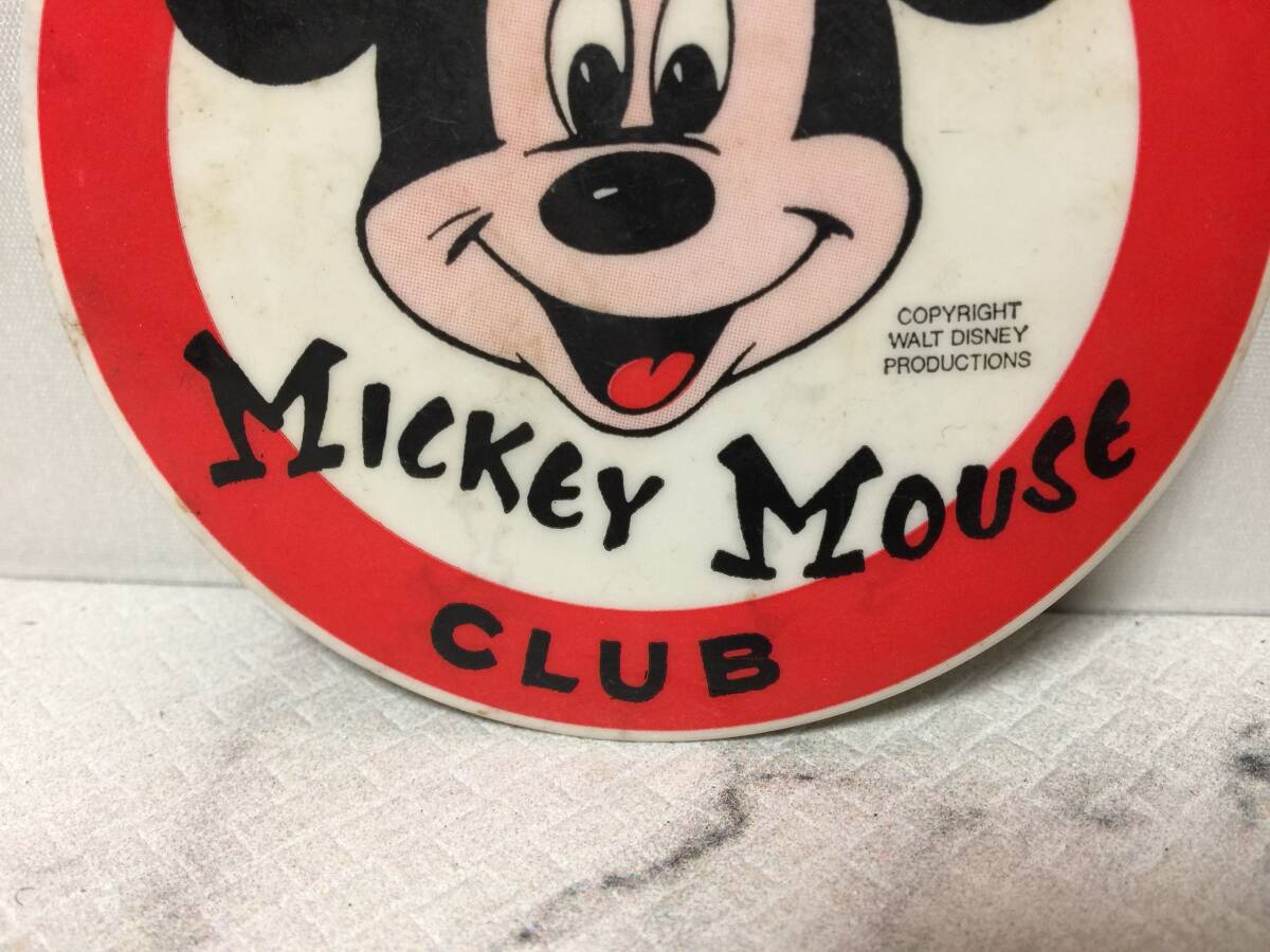 DISNEY　ディズニー　ミッキーマウス　メンバークラブ　缶バッジ　直径8.8cm　レア　レトロ　　　　A1_画像3