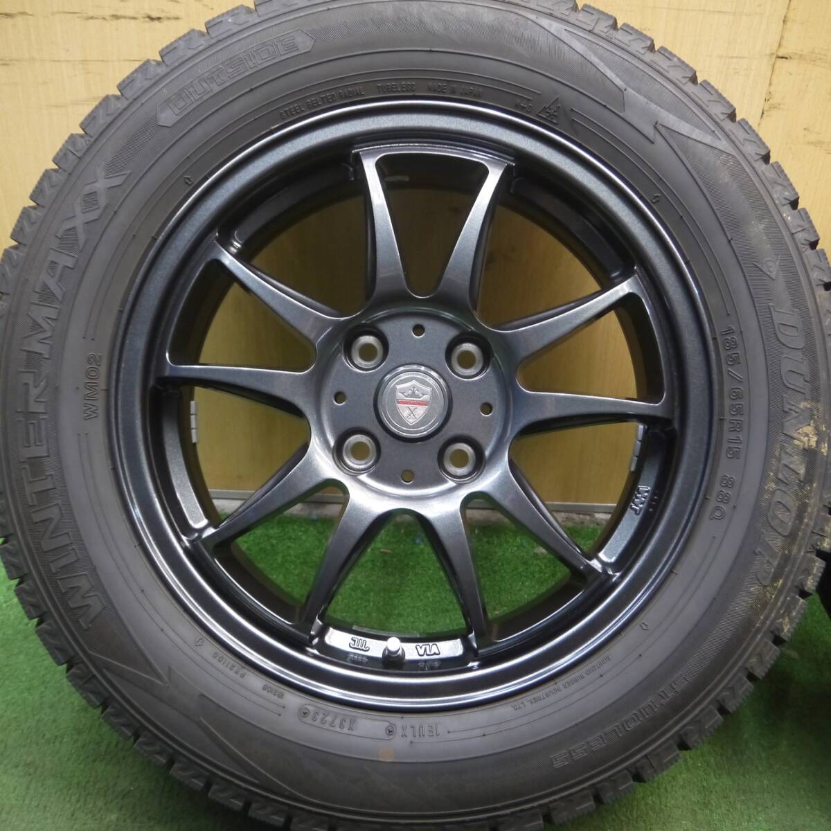 *送料無料* バリ溝 23年 綺麗 ほぼ10分★スタッドレス 185/65R15 ダンロップ ウインターマックス WM02 ESTROSA PCD100/4H★4032213Hス_画像2