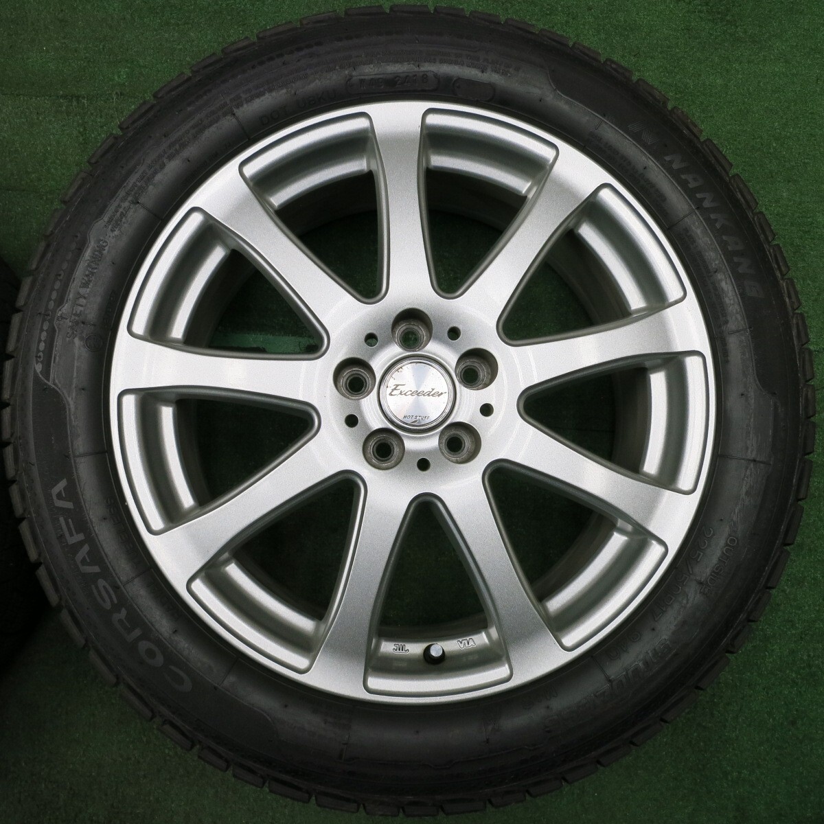 *送料無料* バリ溝！キレイ！9.5分★レガシィ等 225/50R17 スタッドレス ナンカン CORSAFA Exceeder エクシーダー PCD100/5H★4031903NJス_画像2