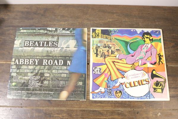 The Beatles ビートルズ LPレコード 2枚 Abbey Road/A BEATLES COLLECTION OF OLDIES アビーロード Ma2901の画像1