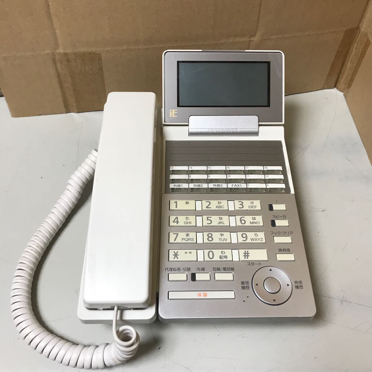 N1328/ナカヨ ビジネスフォン NYC-18iE-SD(W)2 電話機_画像1