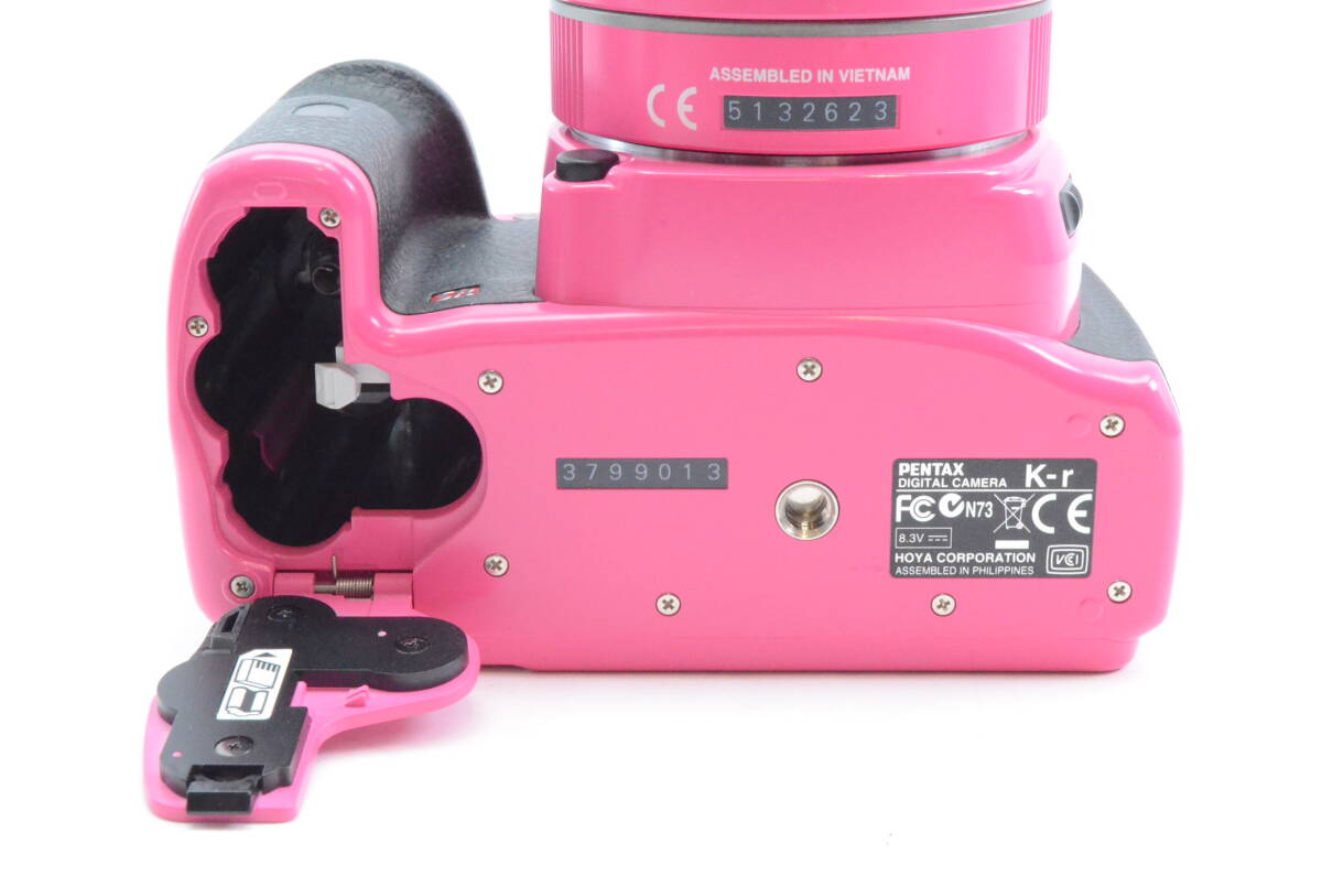 PENTAX digital single‐lens reflex camera K-r lens kit pink 