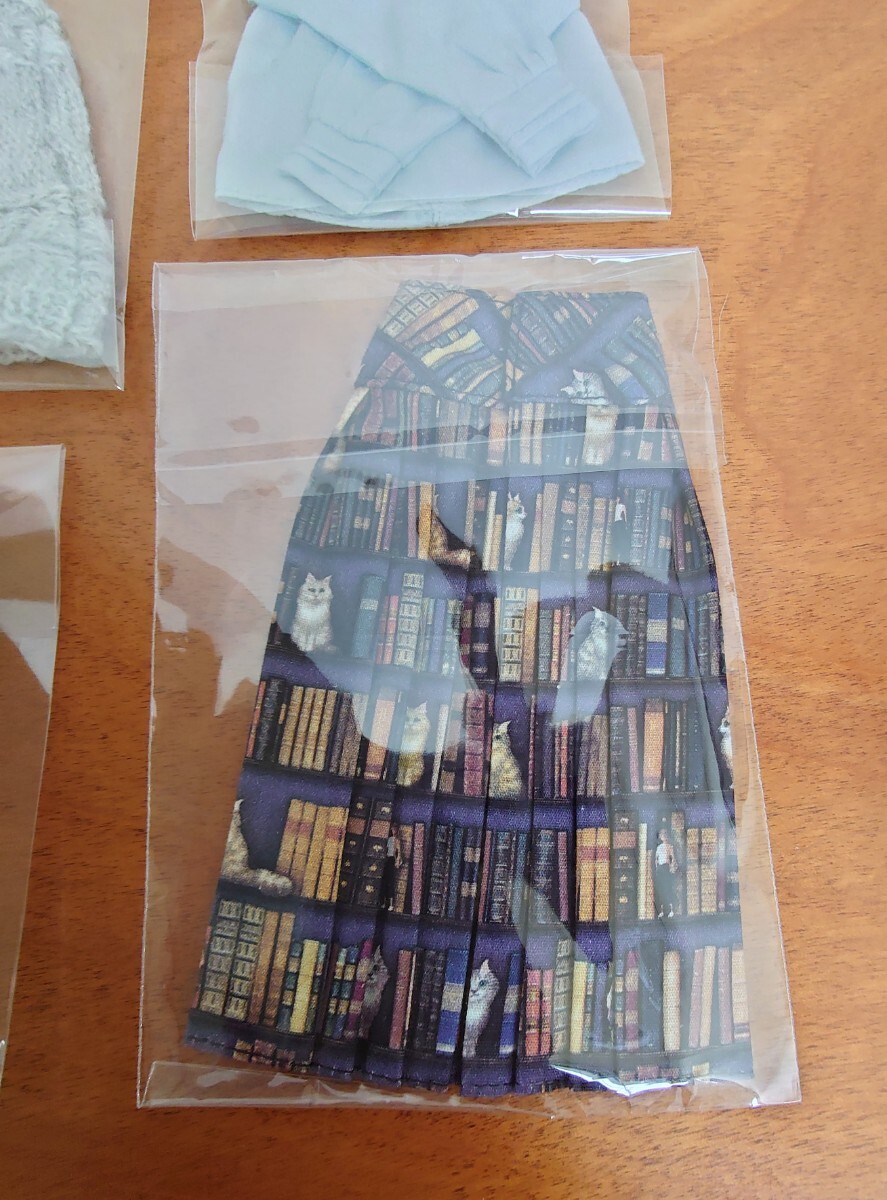 momoko CCS 23aw アウトフィット ニットケープ ブラウス オリジナル本棚スカート 服 洋服 モモコ STOC アウトフィットのみ 送料無料の画像10