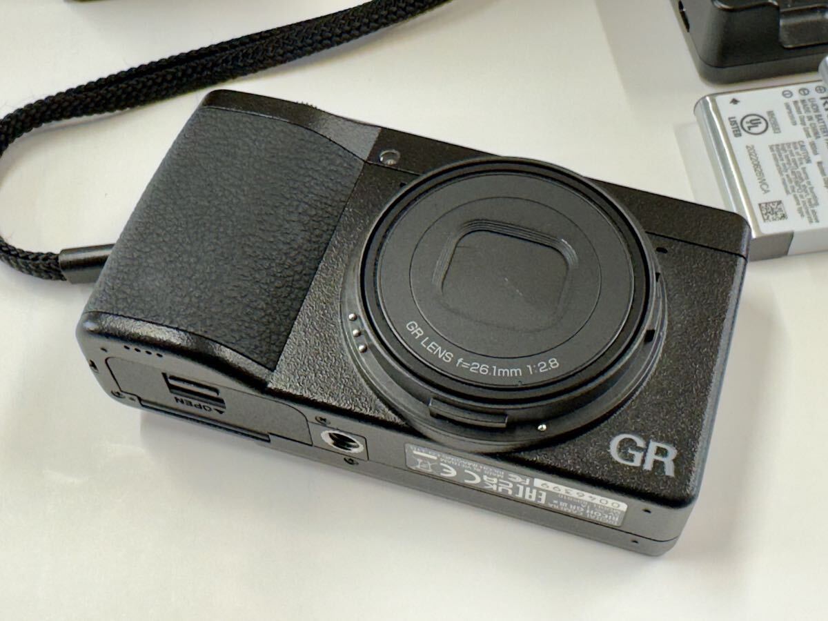 美品 RICOH GR IIIx おまけレンズアダプター他の画像3