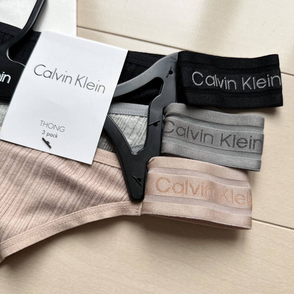 Calvin Klein カルバンクライン レディース 下着 セット ショーツ Tバック M L ビキニ ブラック グレー ベージュ パンツ ランジェリー_画像2