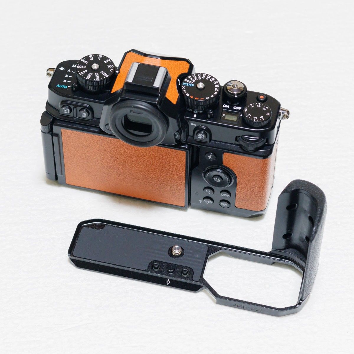 Nikon Zf サンセットオレンジ / Z40mm f2 SE|Yahoo!フリマ(旧 Nikon Zf サンセットオレンジ / Z40mm f2 SE|Yahoo!フリマ(旧