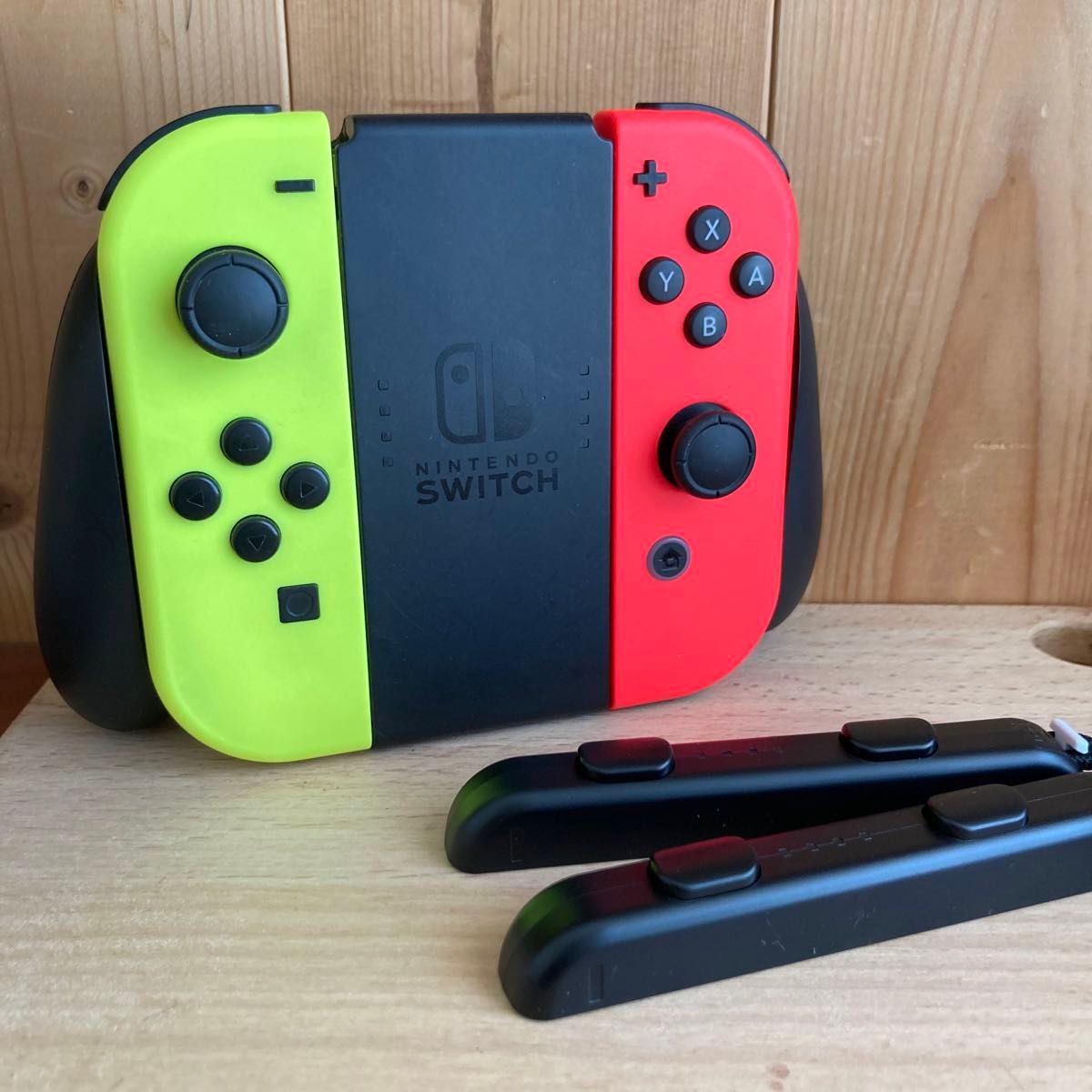 ニンテンドースイッチ ジョイコン　ネオンイエロー　ネオンレッド　スティック新品　 Joy-Con Switch